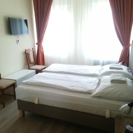 Hotel Aldos Panzio Farád Zewnętrze zdjęcie