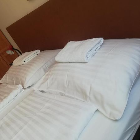 Hotel Aldos Panzio Farád Zewnętrze zdjęcie