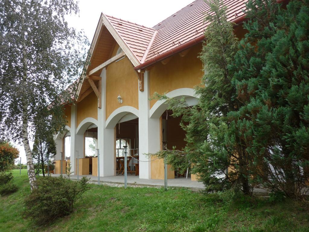 Hotel Aldos Panzio Farád Zewnętrze zdjęcie