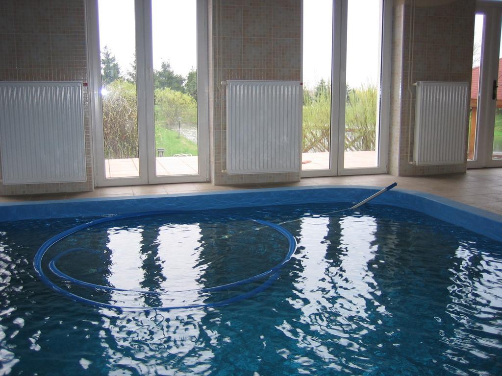 Hotel Aldos Panzio Farád Zewnętrze zdjęcie