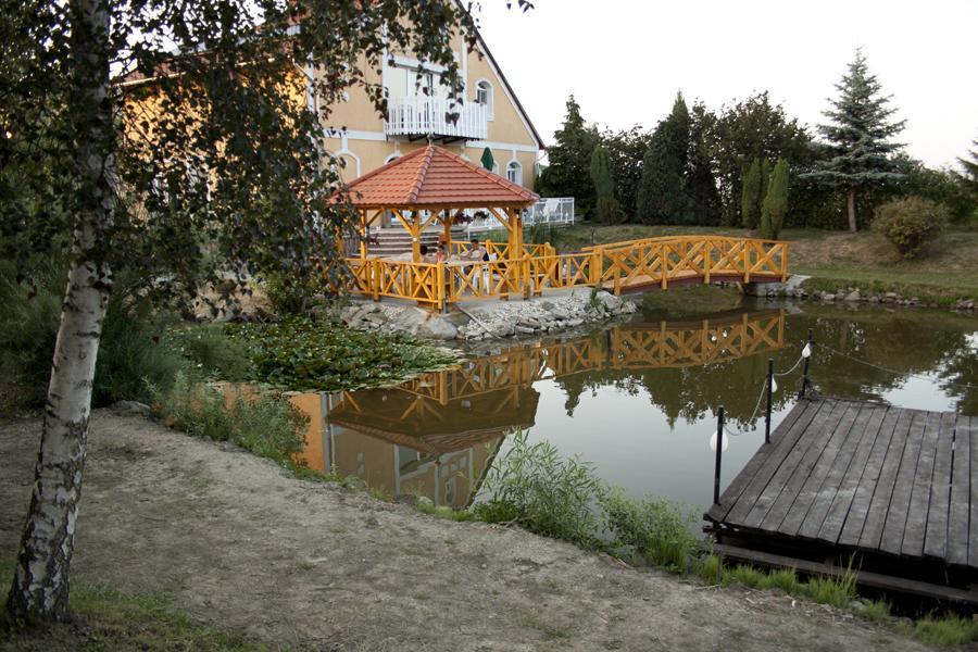 Hotel Aldos Panzio Farád Zewnętrze zdjęcie