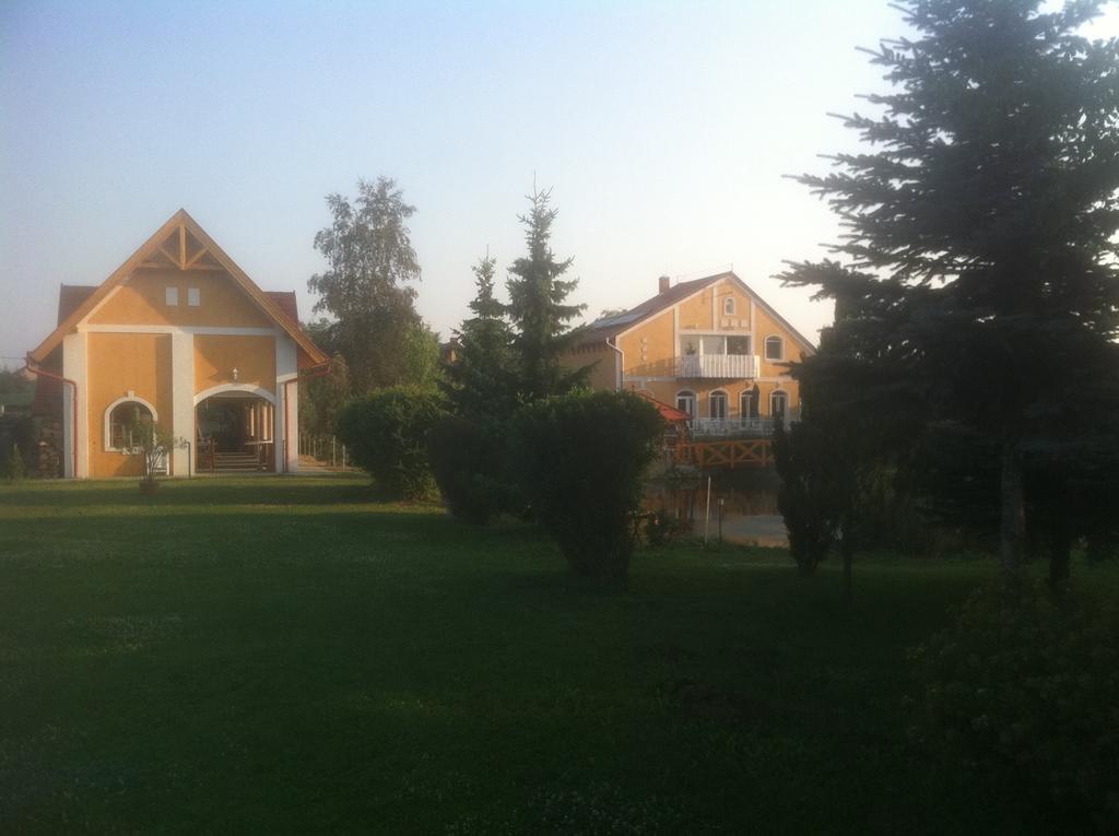 Hotel Aldos Panzio Farád Zewnętrze zdjęcie