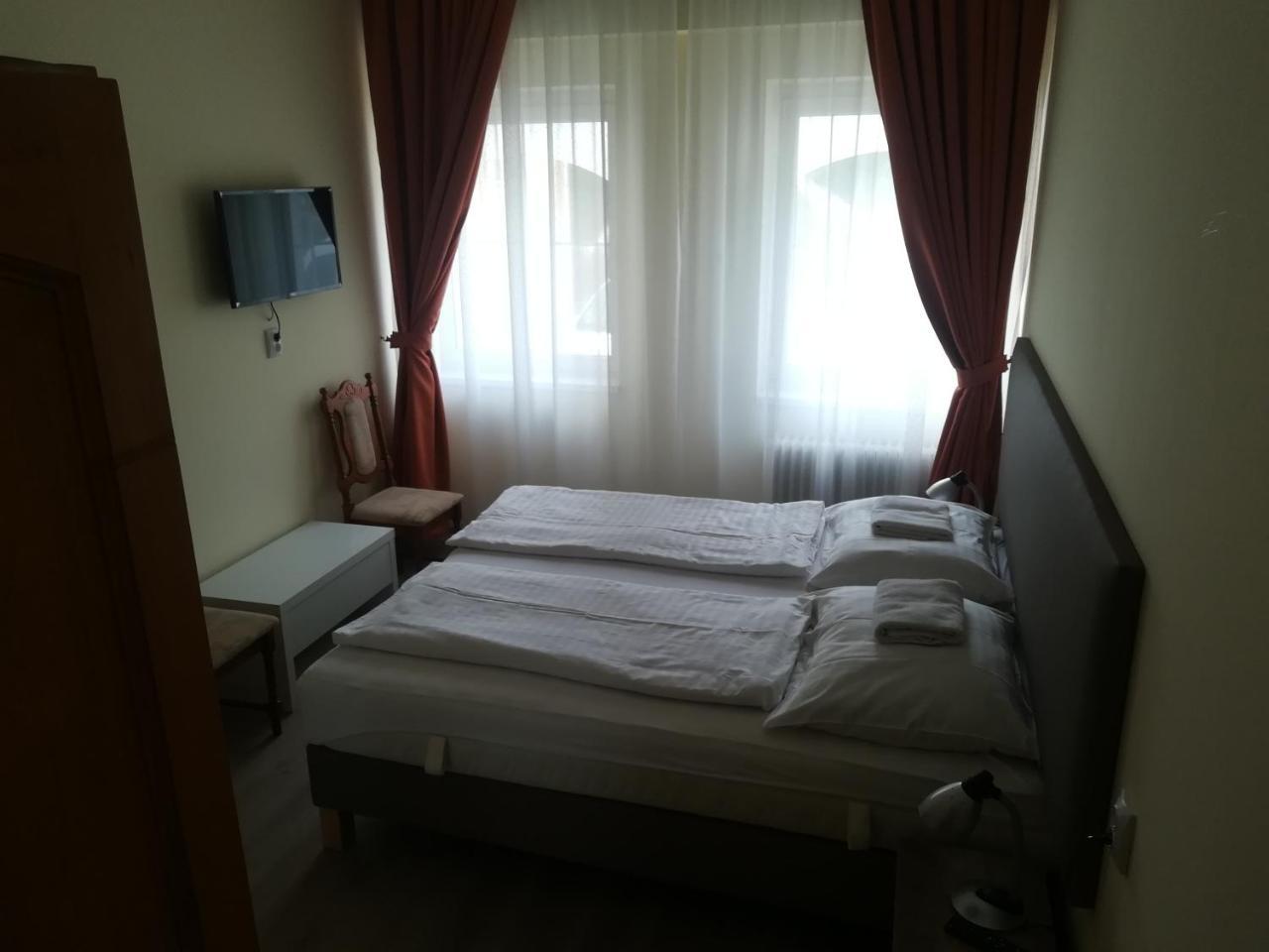 Hotel Aldos Panzio Farád Zewnętrze zdjęcie