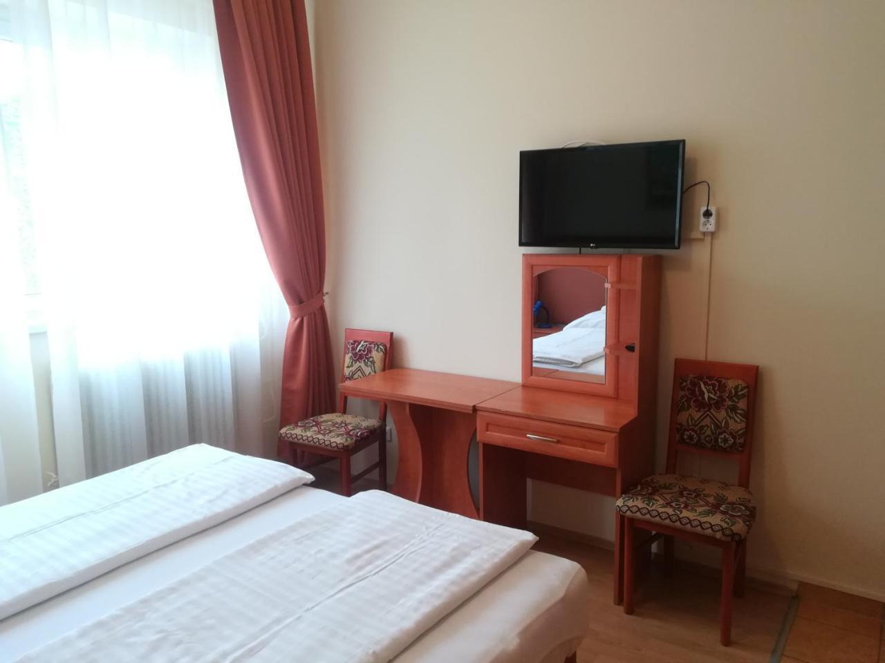 Hotel Aldos Panzio Farád Zewnętrze zdjęcie
